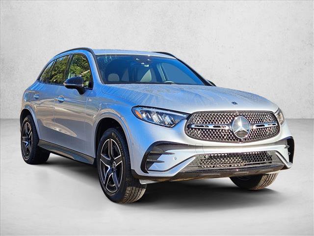 Certified 2025 Mercedes-Benz GLC 300 image 3