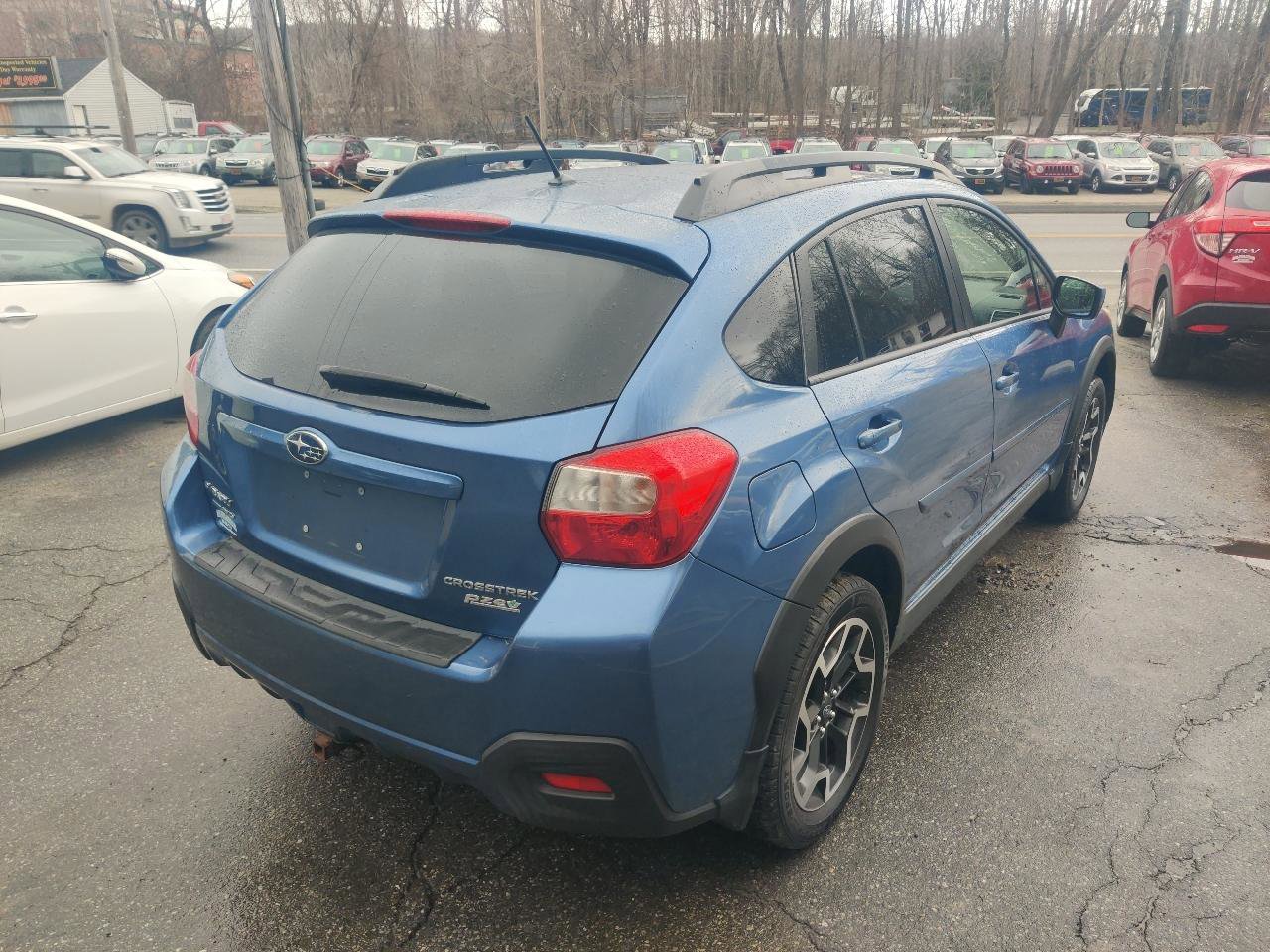 Used 2017 Subaru Crosstrek 2.0i Premium w/ Moonroof Package image 6