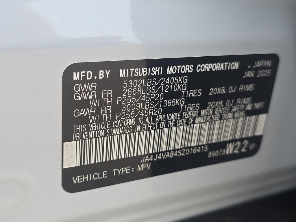 Used 2025 Mitsubishi Outlander SE AWD/4WD image 35