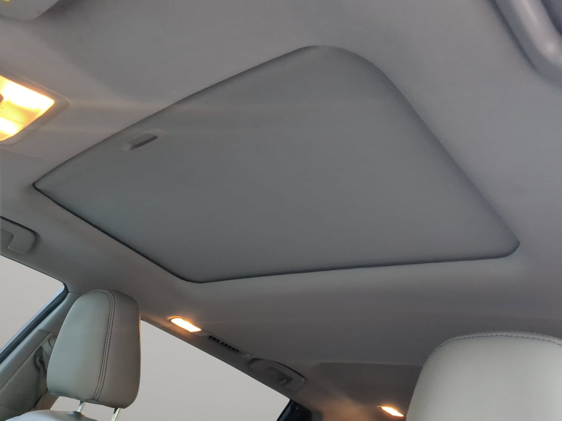 Used 2017 Toyota Highlander XLE AWD/4WD image 60