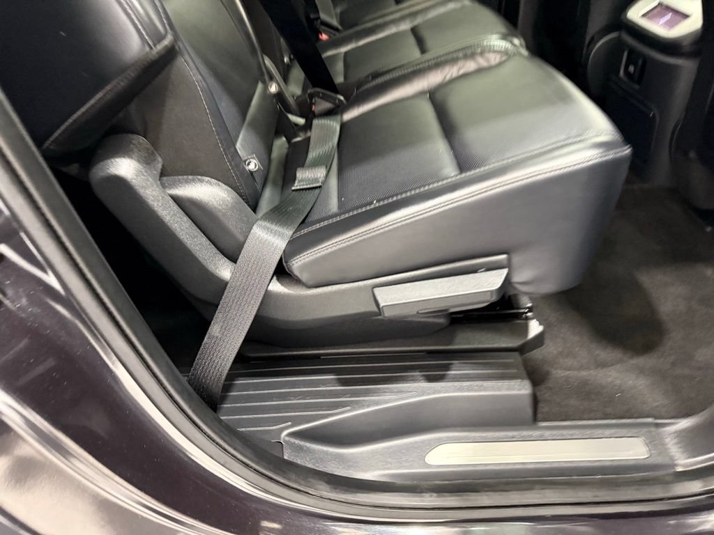 Used 2025 Lincoln Navigator L Reserve AWD/4WD image 33