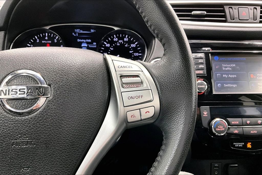Used 2016 Nissan Rogue SL w/ SL Premium Package FWD image 25