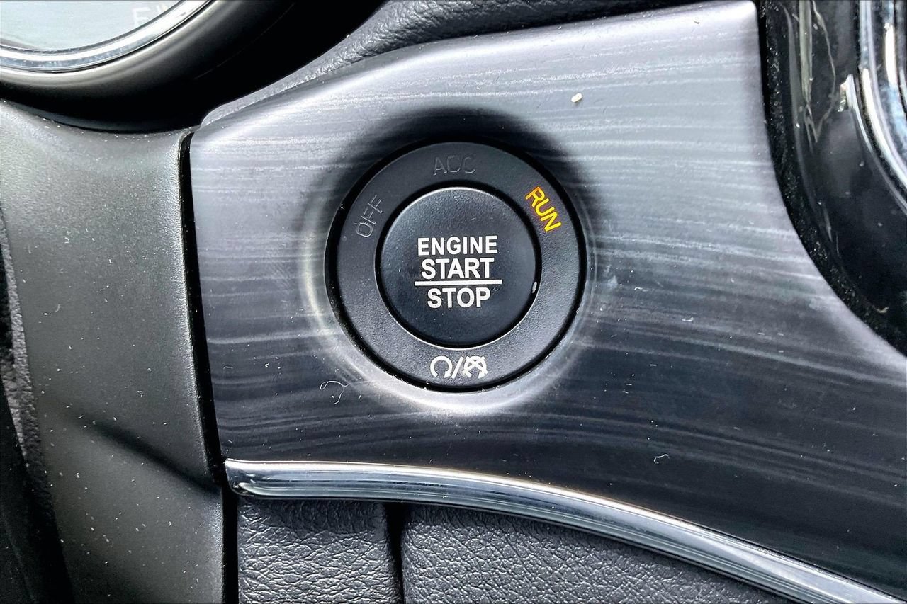 Certified 2021 Jeep Grand Cherokee Limited w/ Quick Order Package 28K 80th AWD/4WD image 28