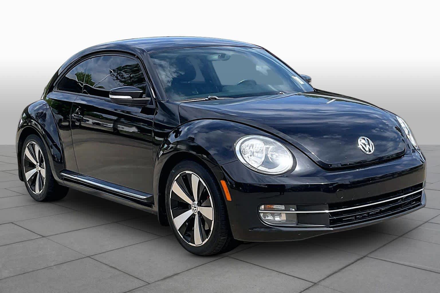 Used 2013 Volkswagen Beetle 2.0T FWD image 3