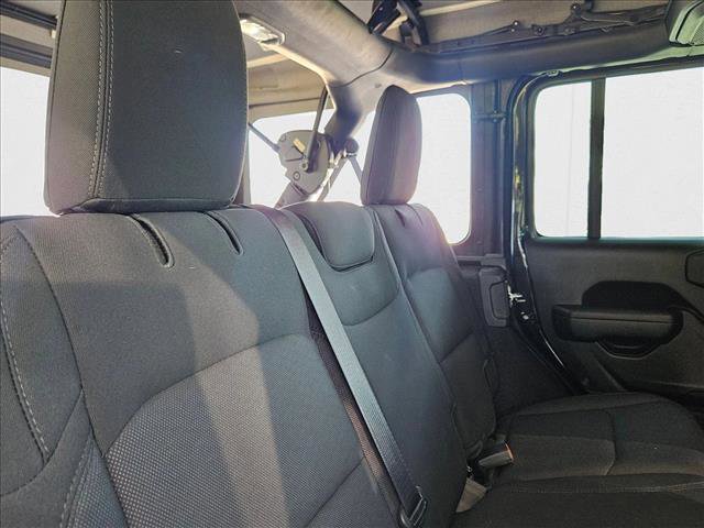 Used 2022 Jeep Wrangler Unlimited Sport image 19