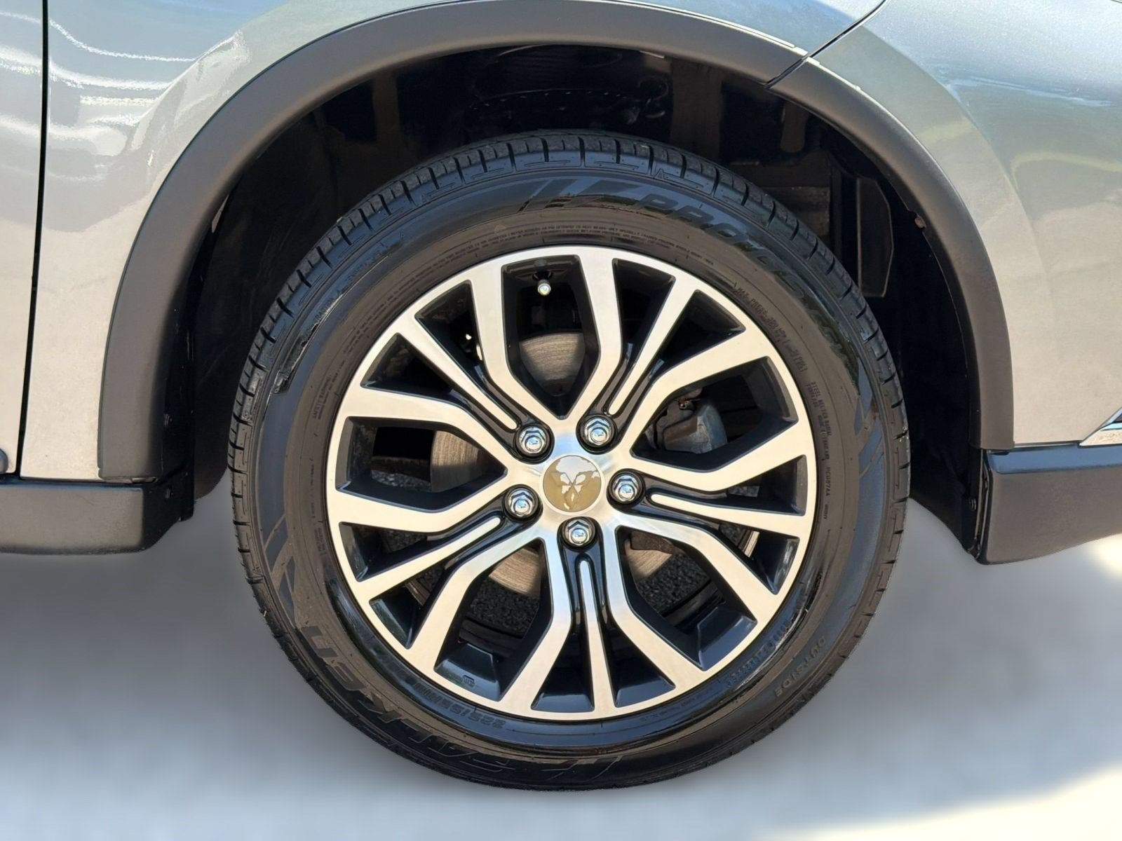 Used 2018 Mitsubishi Outlander ES AWD/4WD image 13