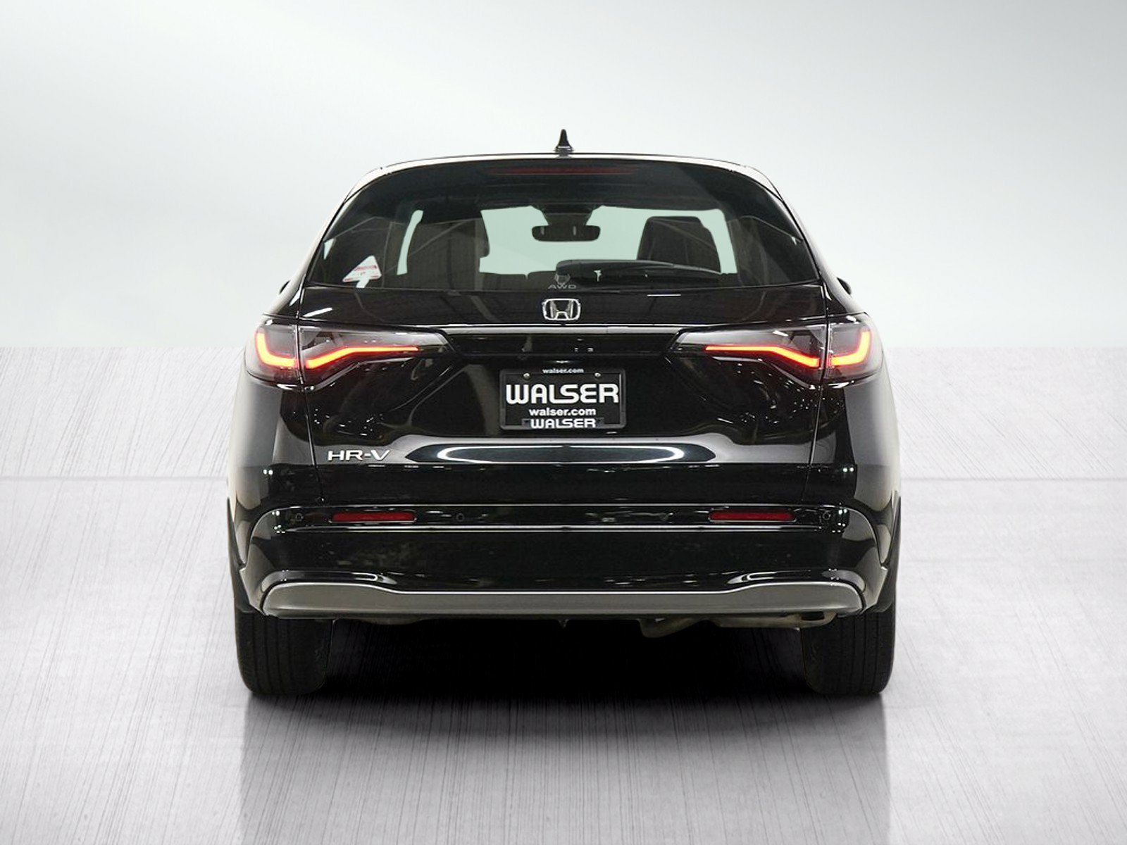 Used 2023 Honda HR-V EX-L image 4