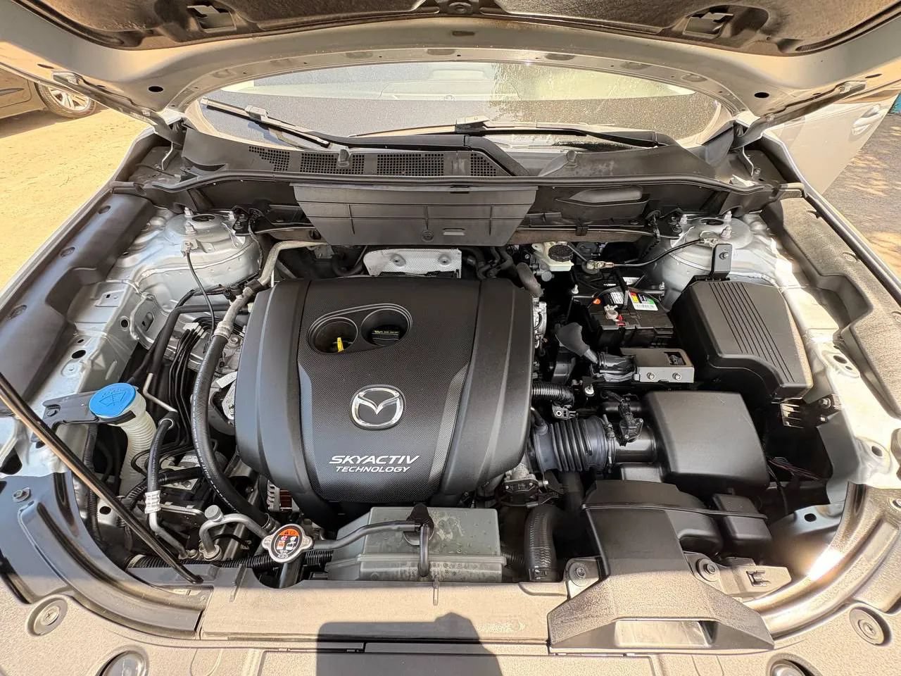 Used 2018 MAZDA CX-5 Touring w/ Preferred Equipment Package FWD image 9