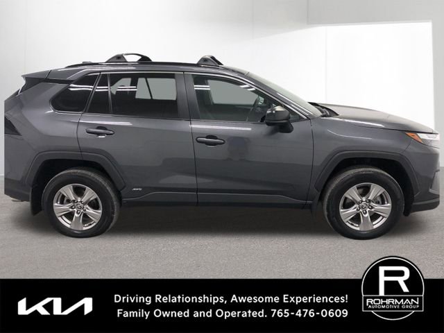 Used 2024 Toyota RAV4 LE image 8