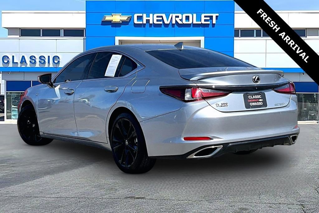 Used 2024 Lexus ES 350 F Sport w/ Accessory Package (Z2) image 4