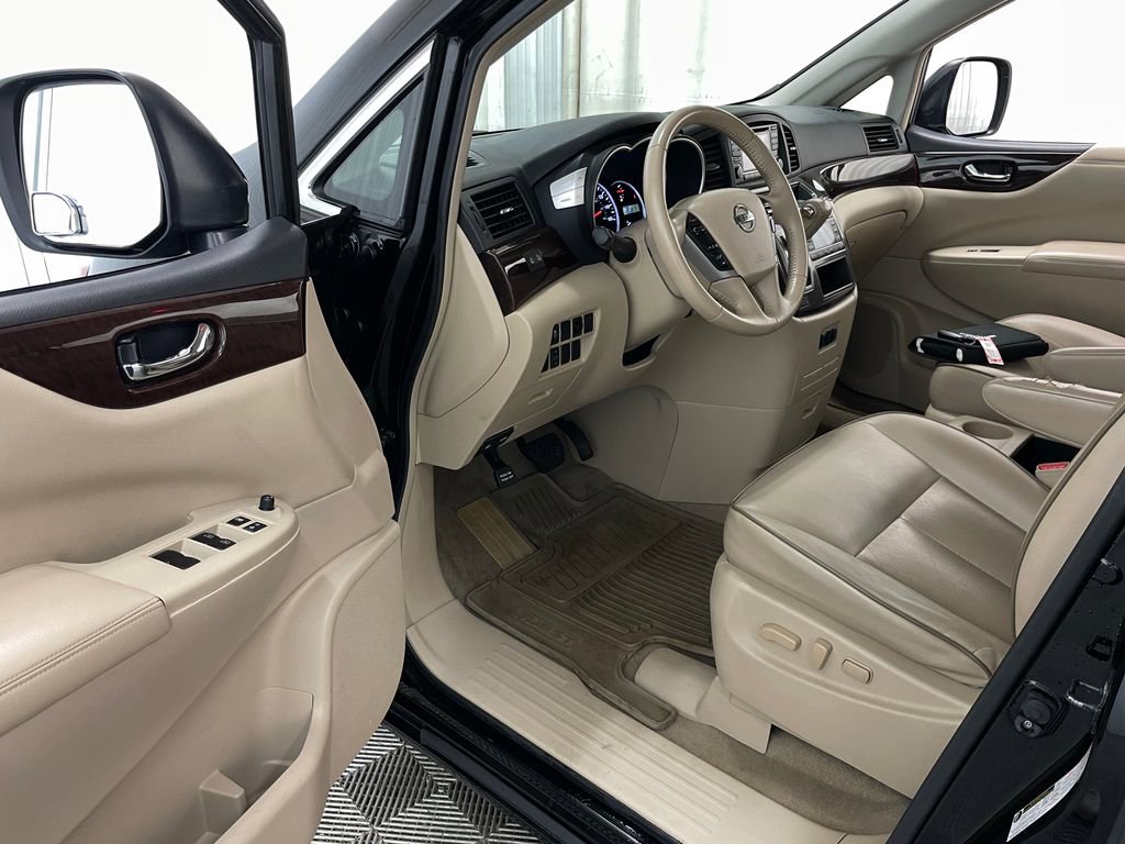 Used 2016 Nissan Quest SV w/ Leather Package image 21