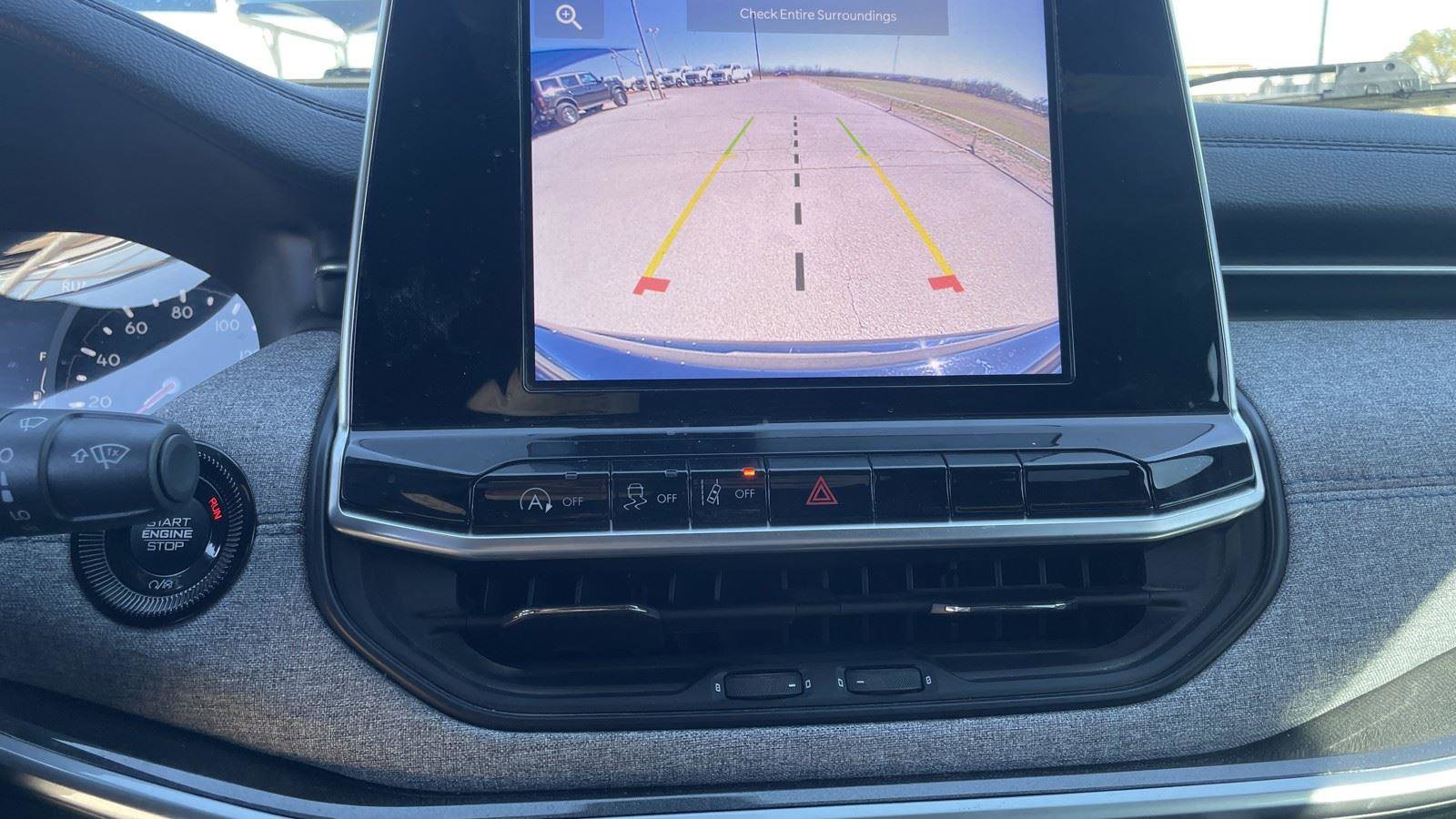 Used 2025 Jeep Compass Sport image 21