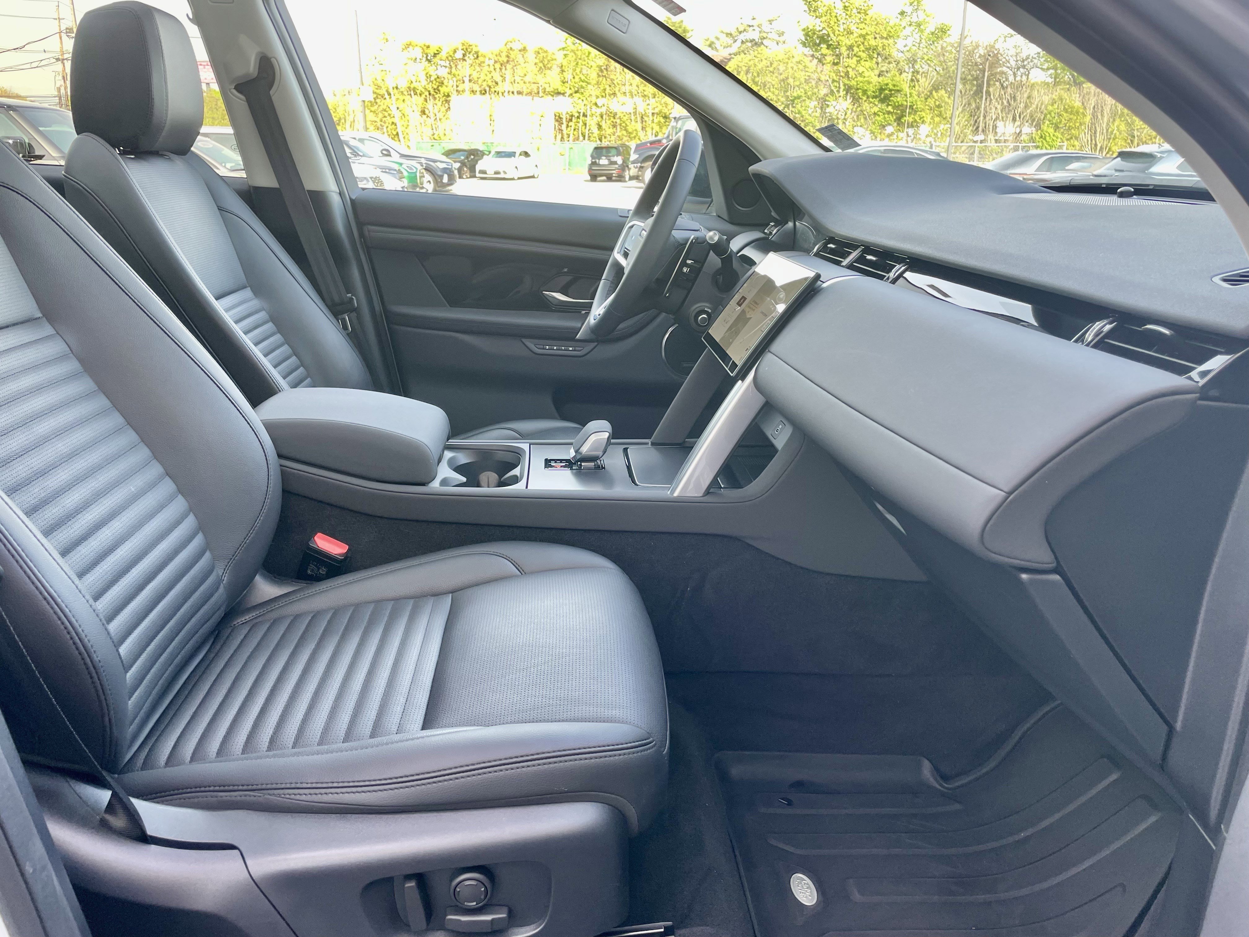 Certified 2025 Land Rover Discovery Sport S AWD/4WD image 15