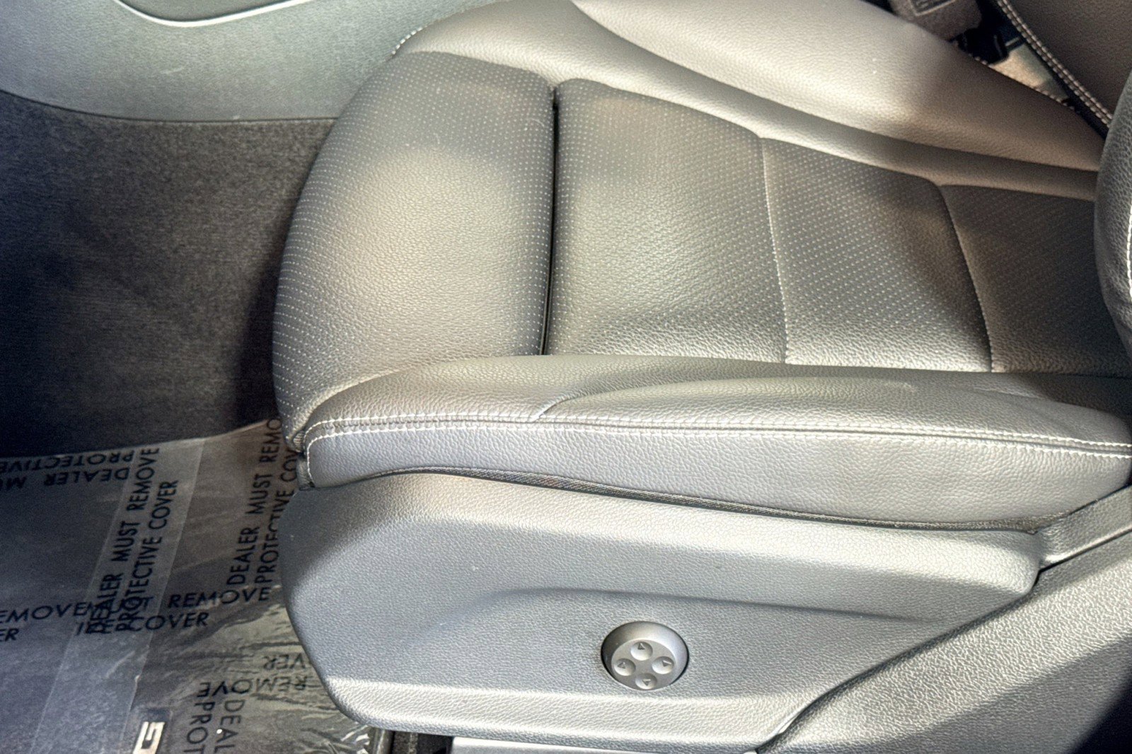 Certified 2022 Mercedes-Benz GLC 300 4MATIC Coupe image 18