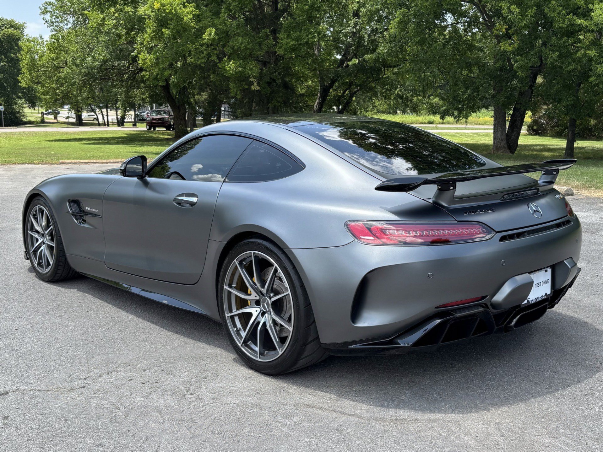 Used 2018 Mercedes-Benz AMG GT R image 4