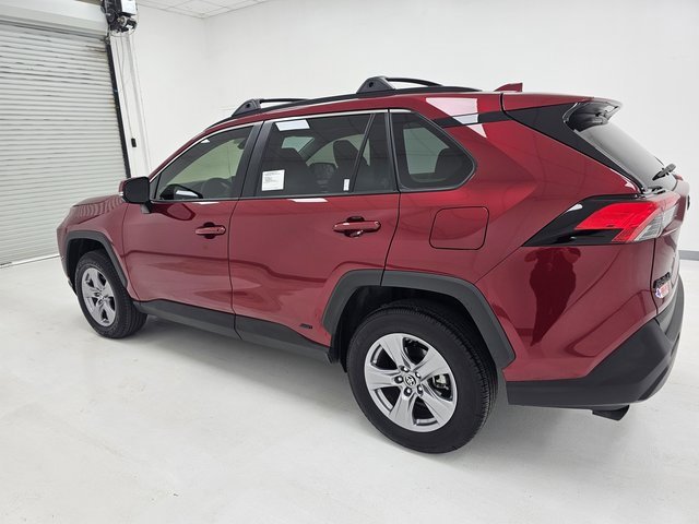 Used 2025 Toyota RAV4 XLE Premium image 35