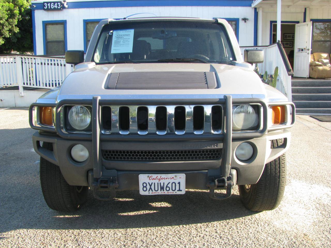 Used 2006 HUMMER H3 image 2