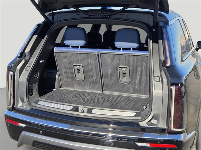 New 2026 Cadillac Vistiq Premium Luxury w/ LPO, Floor Liner Package image 17