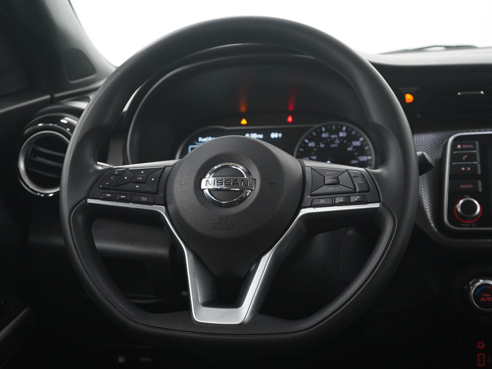 Used 2020 Nissan Kicks SV FWD image 15