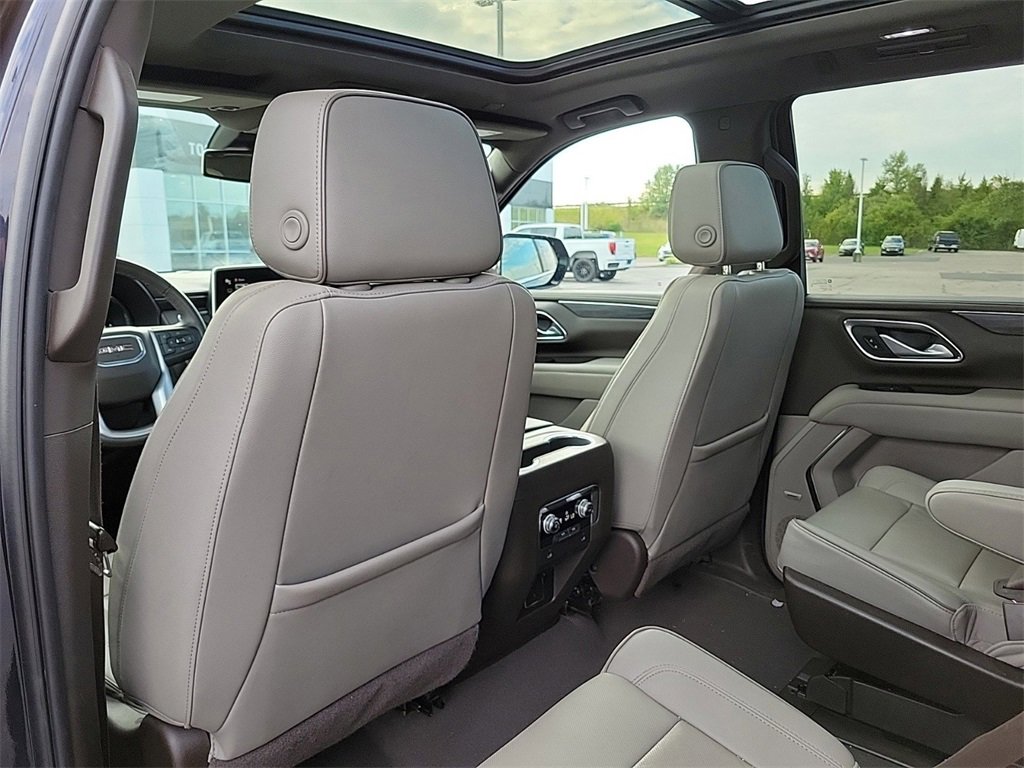 Certified 2023 GMC Yukon SLT image 13
