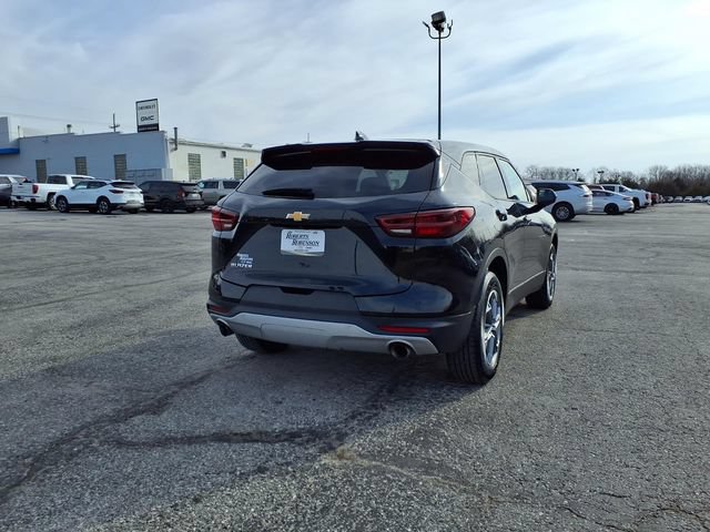 Used 2025 Chevrolet Blazer LT FWD image 22