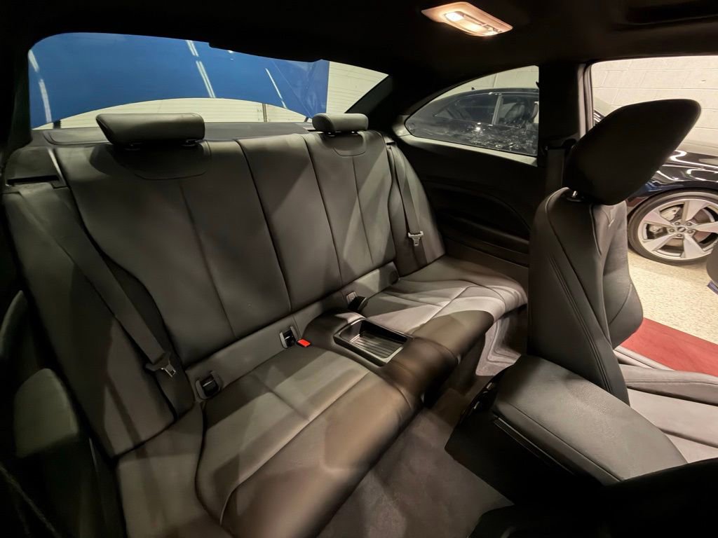 Used 2016 BMW M235i Coupe image 36