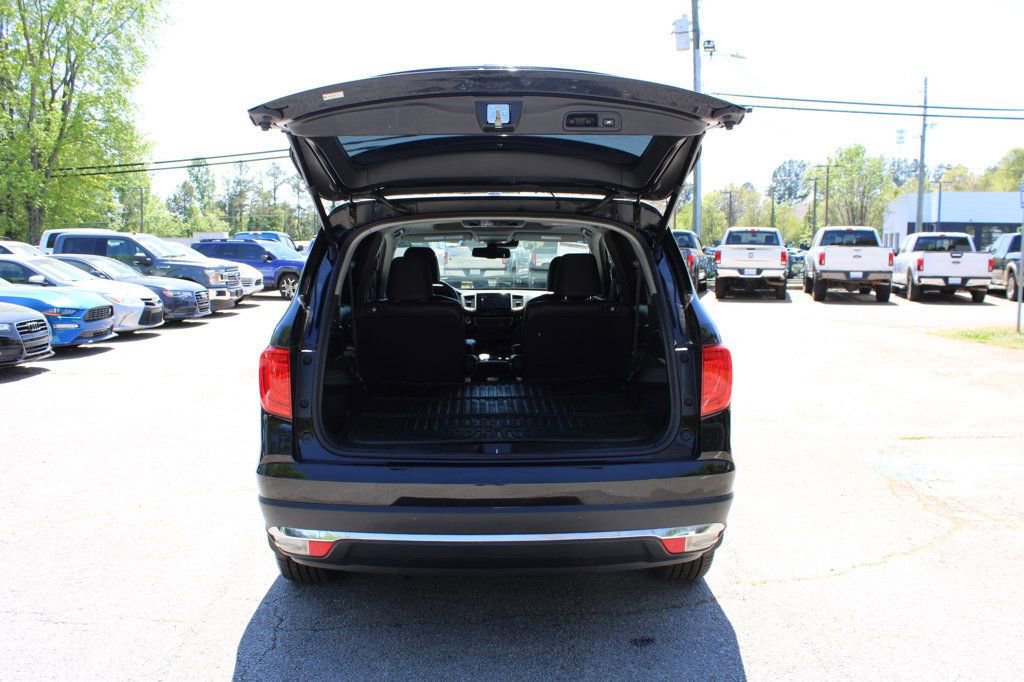 Used 2016 Honda Pilot Elite image 9