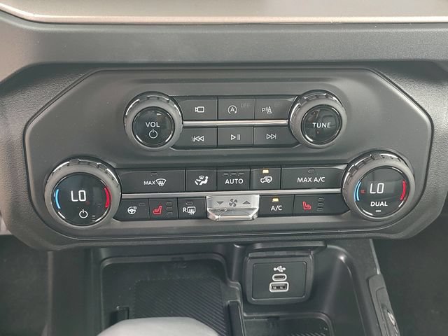 Used 2026 Ford Bronco Outer Banks AWD/4WD image 17