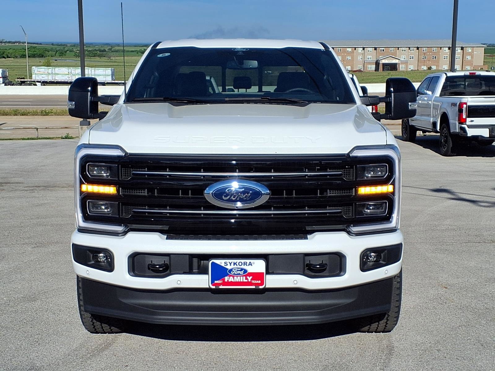 New 2026 Ford F350 Platinum image 2
