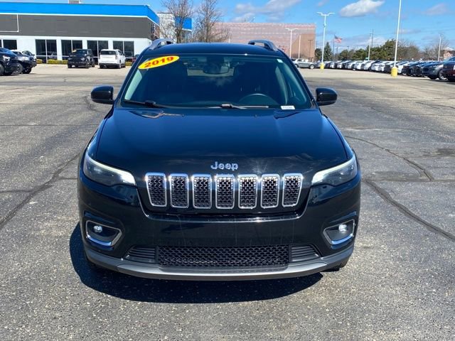 Used 2019 Jeep Cherokee Limited image 3
