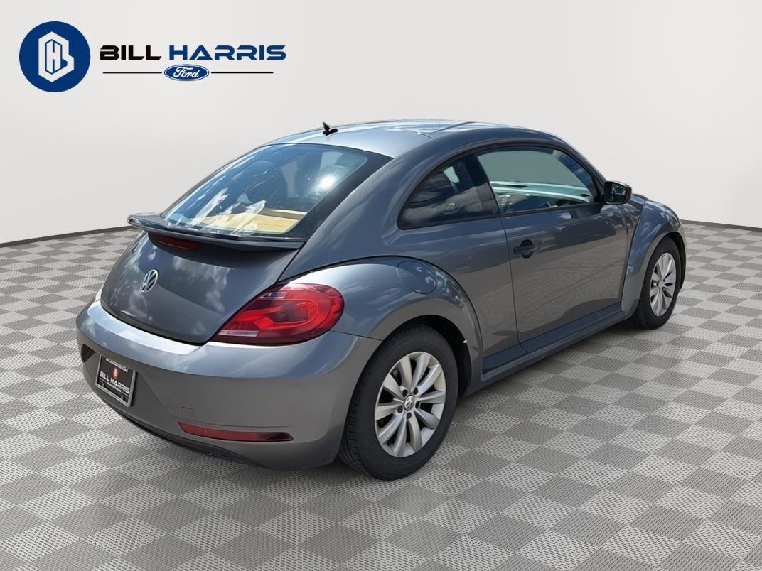 Used 2018 Volkswagen Beetle 2.0T S FWD image 5