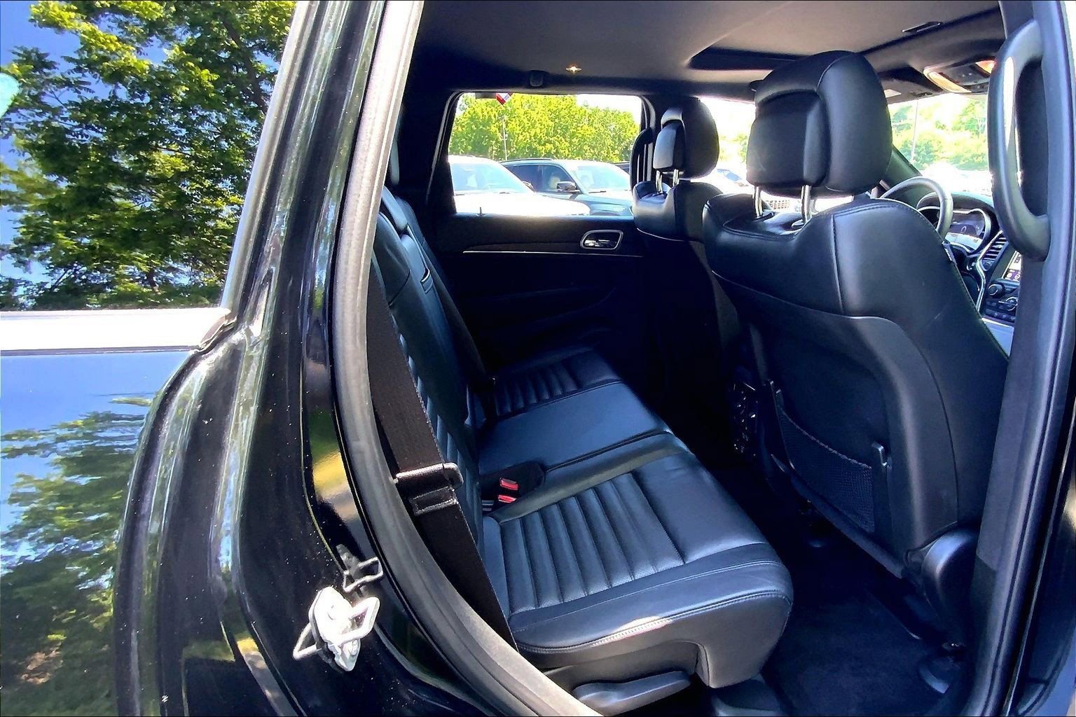 Used 2018 Jeep Grand Cherokee Limited AWD/4WD image 16