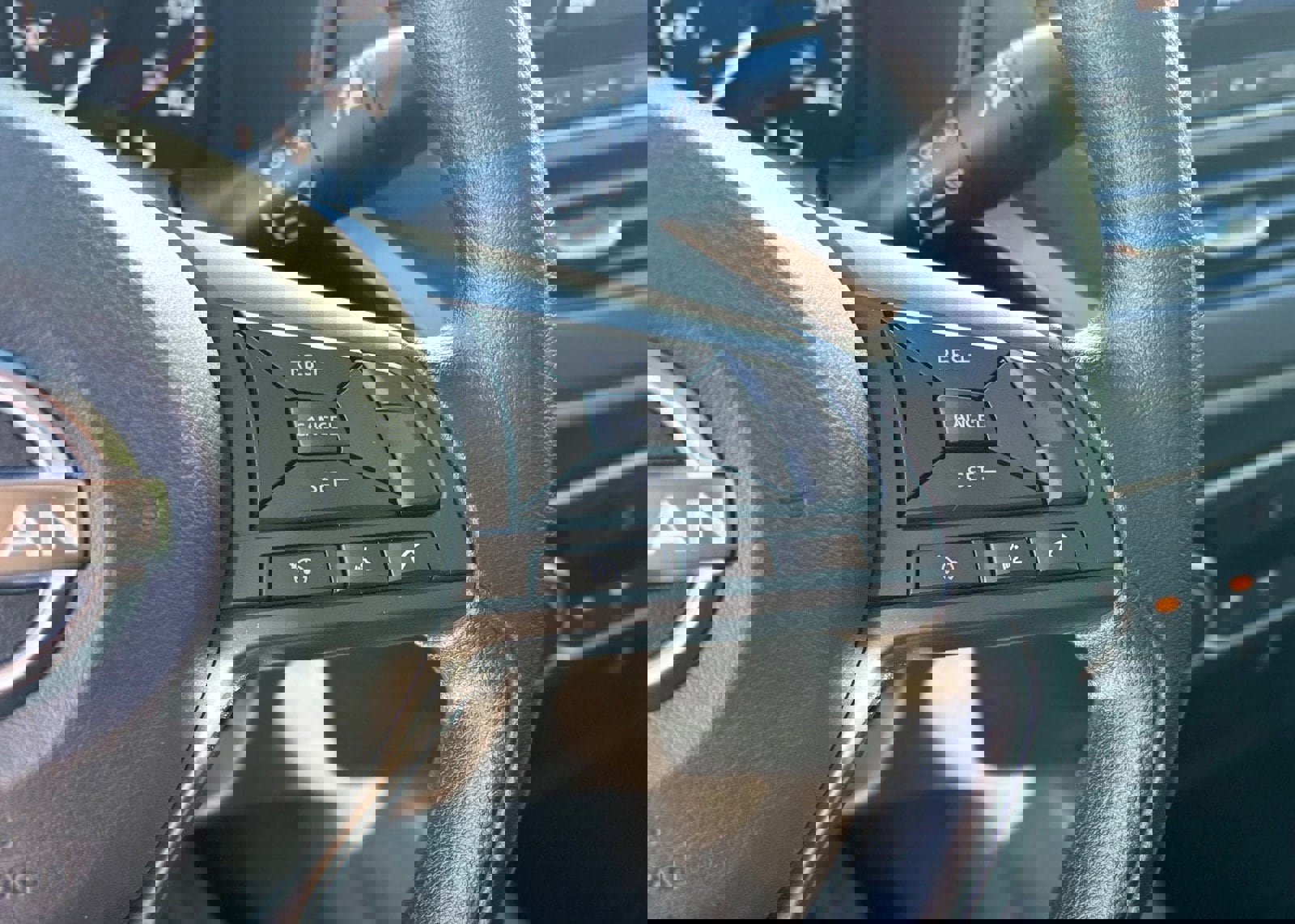 Used 2025 Nissan Altima 2.5 S image 30