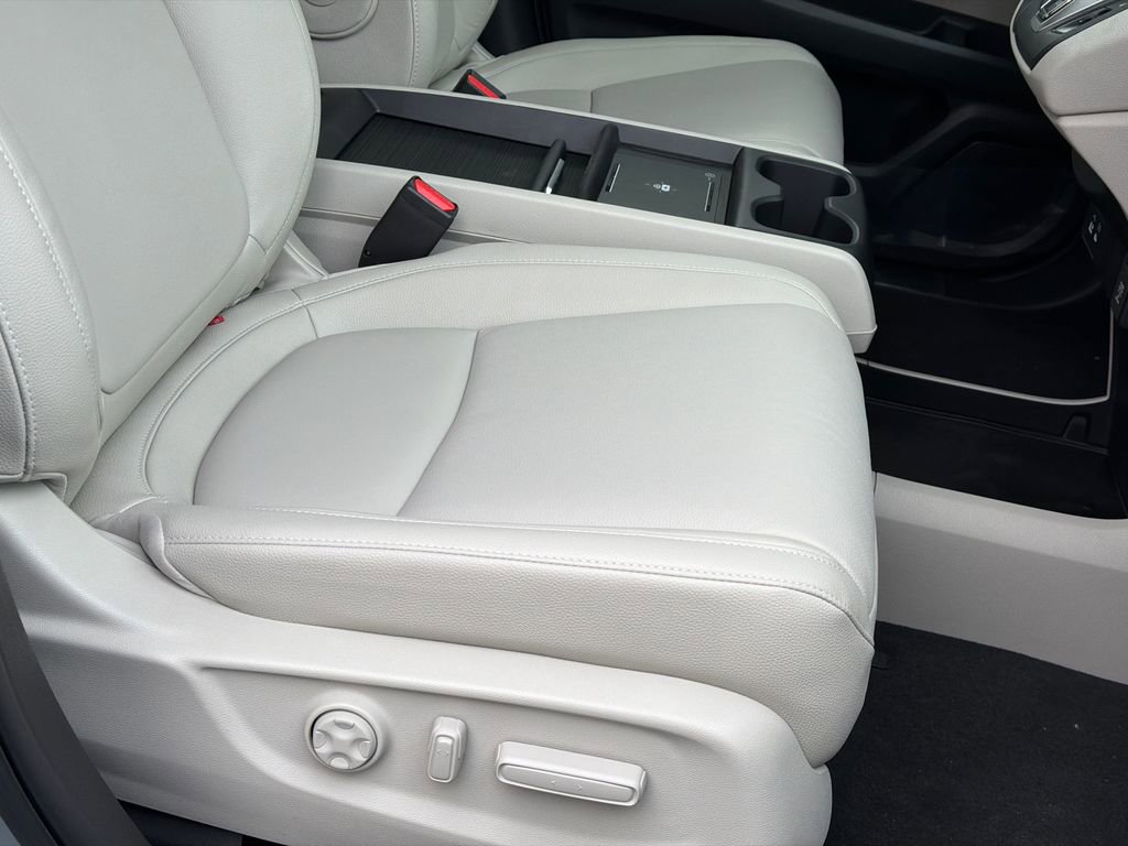 New 2026 Honda Odyssey EX-L image 10