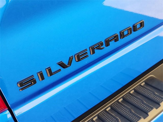 Used 2025 Chevrolet Silverado 1500 Custom w/ Turbomax Blackout Package image 30