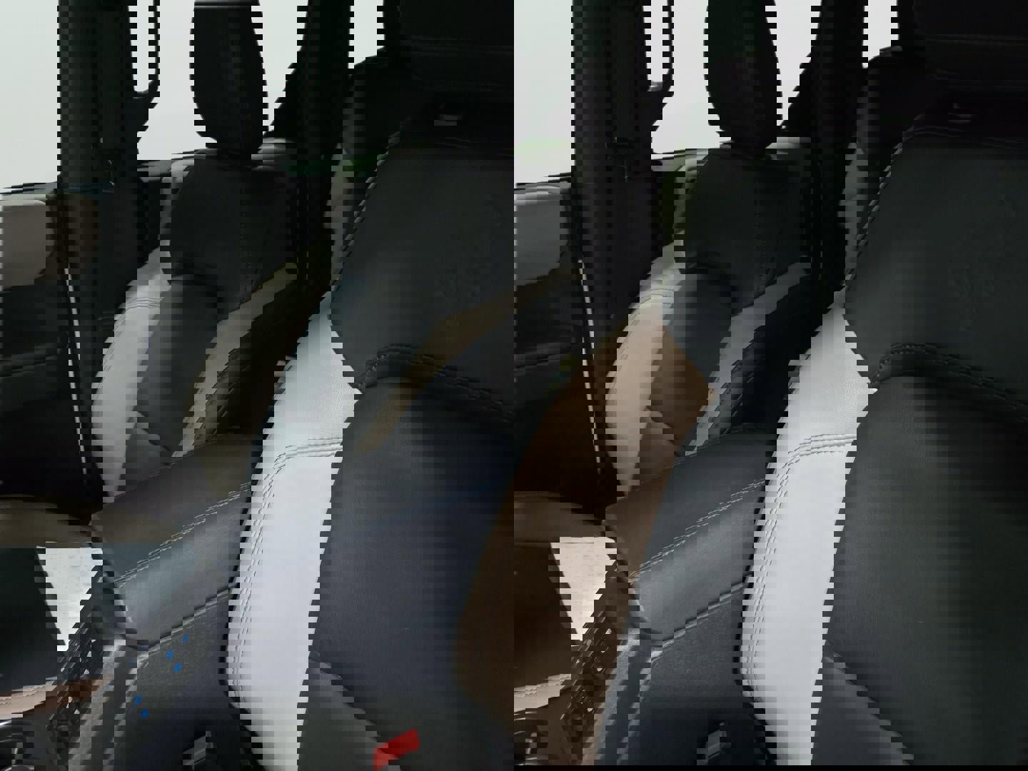 Used 2024 Ford Bronco Wildtrak image 16