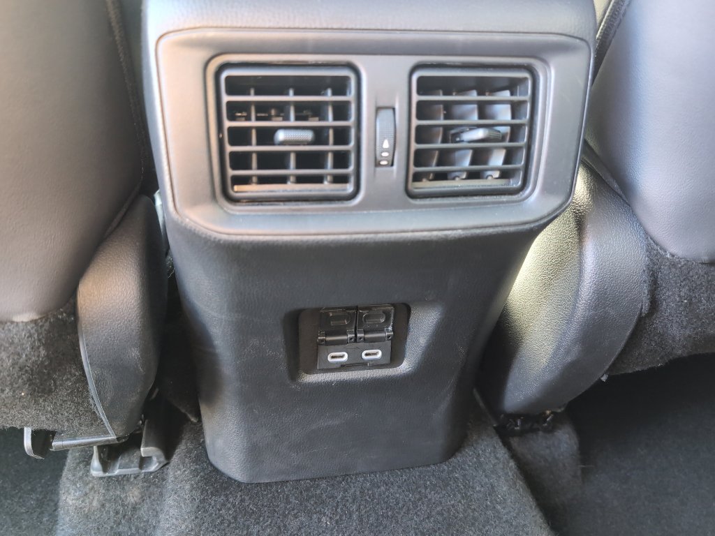 Used 2024 Toyota RAV4 Adventure image 27