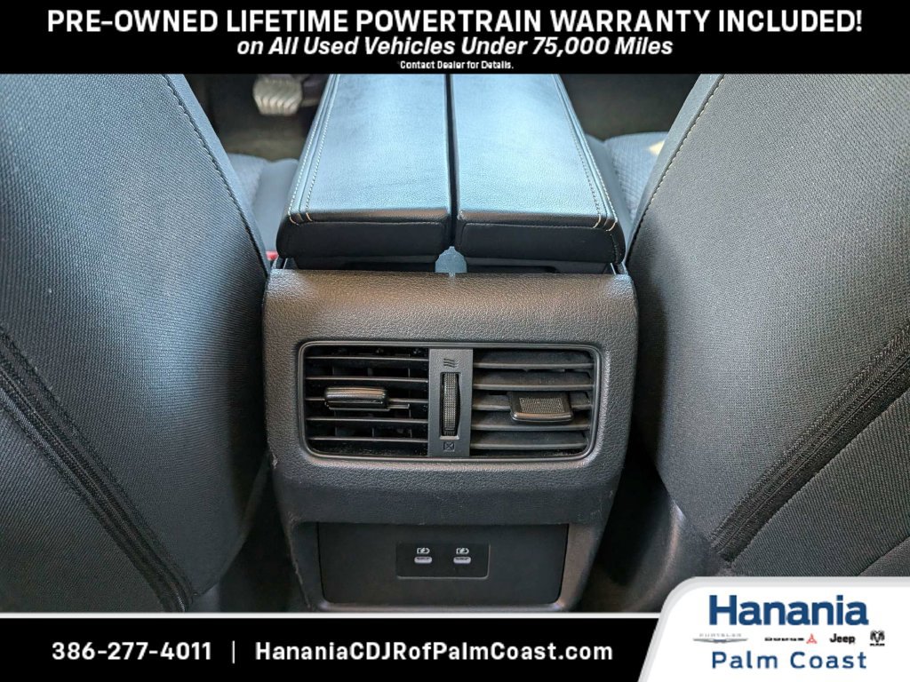 Used 2025 Nissan Rogue SV FWD image 16