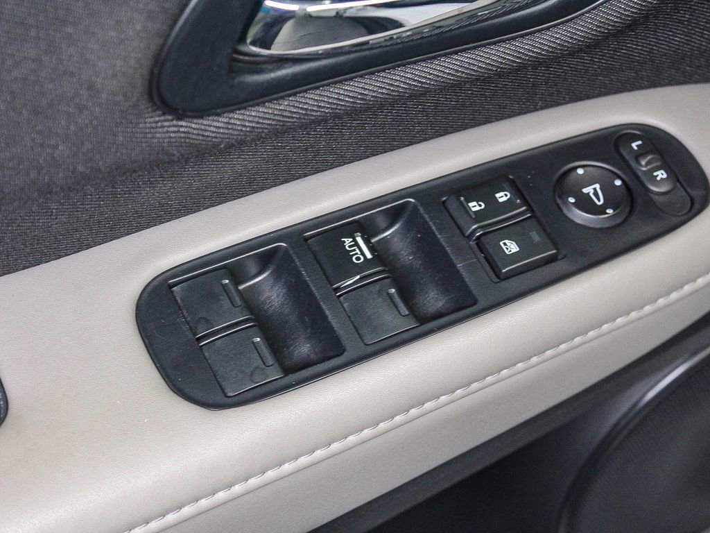 Used 2021 Honda HR-V LX image 21