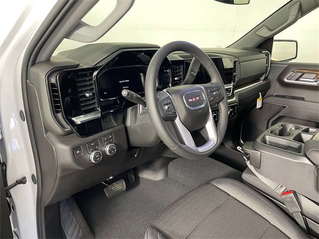 New 2026 GMC Sierra 1500 SLE w/ Preferred Package image 3