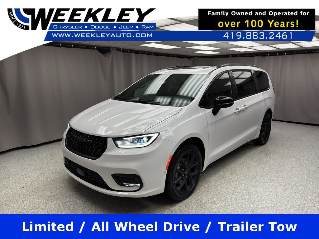 New 2026 Chrysler Pacifica Limited w/ S Appearance Package image 1