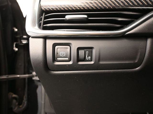 Used 2023 Cadillac XT4 Sport image 32