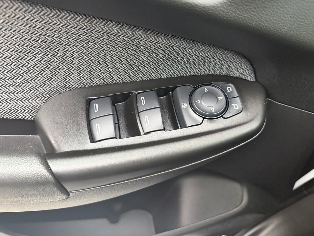 Used 2024 Chevrolet TrailBlazer LS FWD image 28