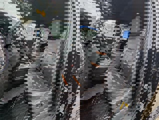 Used 2020 GMC Sierra 1500 AT4 w/ AT4 Premium Package image 26