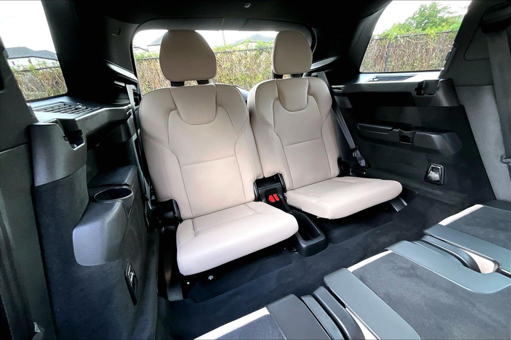Used 2026 Volvo XC90 B6 Plus AWD/4WD image 38