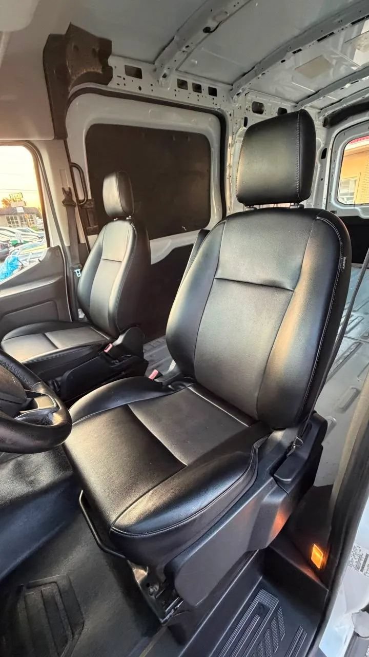 Used 2020 Ford Transit 250 Medium Roof AWD w/ Load Area Protection Package image 23