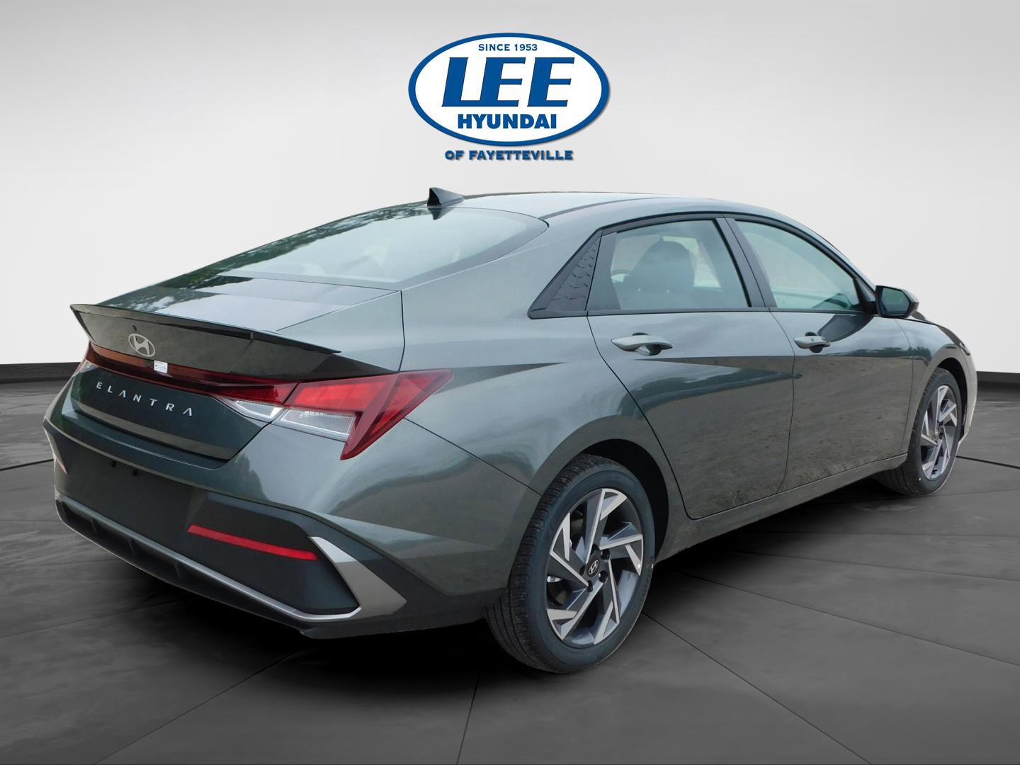 Certified 2025 Hyundai Elantra Sport image 3