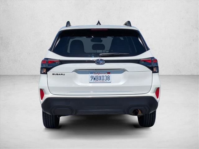 Used 2025 Subaru Forester Premium AWD/4WD image 7