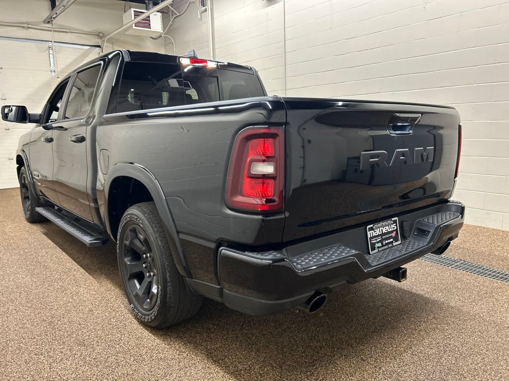 Used 2025 RAM 1500 Big Horn AWD/4WD image 4
