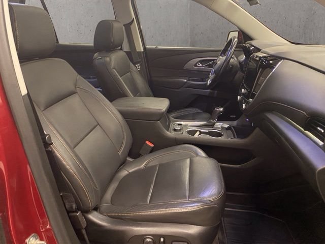 Used 2020 Chevrolet Traverse LT w/ LT Premium Package AWD/4WD image 22